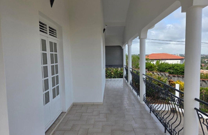 Location Maison 117m&sup2; 5 pièces Schoelcher