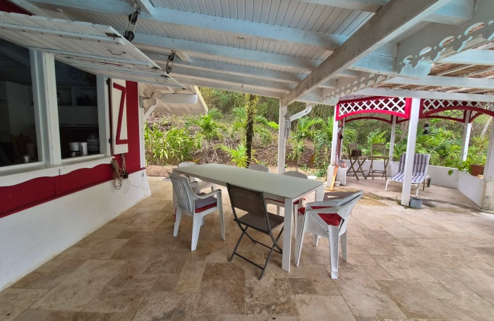 Maginifique vue mer, villa F4, piscine, atelier, bungalow, garage