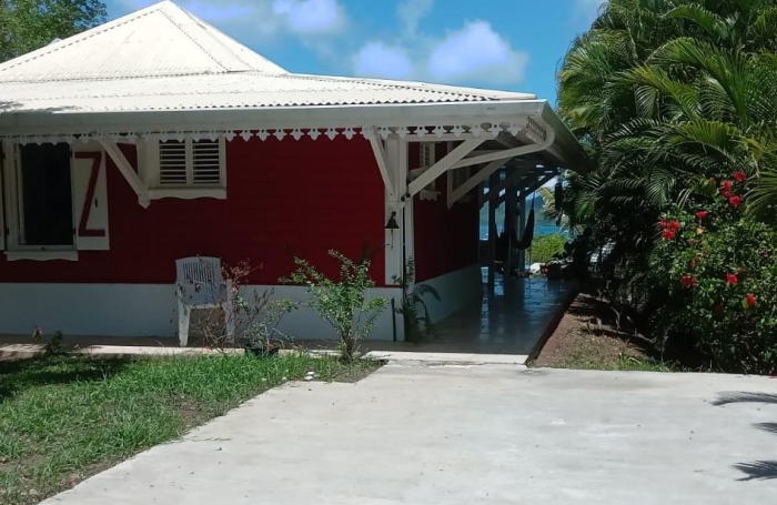 Maginifique vue mer, villa F4, piscine, atelier, bungalow, garage