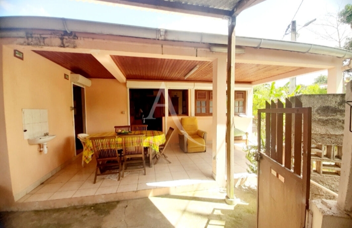 Vente Maison 102m&sup2; 4 pi&egrave;ces Saint Pierre