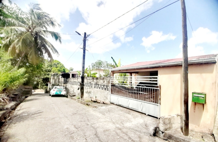 Vente Maison 102m&sup2; 4 pi&egrave;ces Saint Pierre