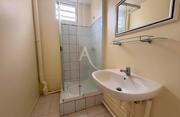 Location Appartement 82.03m&sup2; 4 pi&egrave;ces Ducos