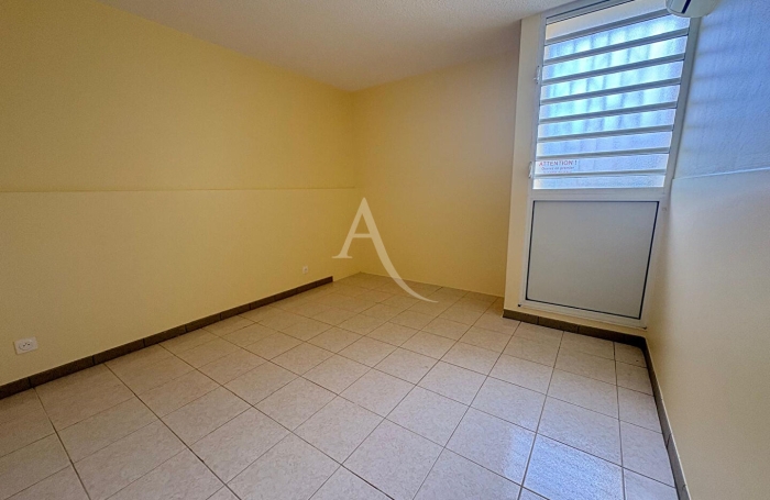 Location Appartement 82.03m&sup2; 4 pi&egrave;ces Ducos