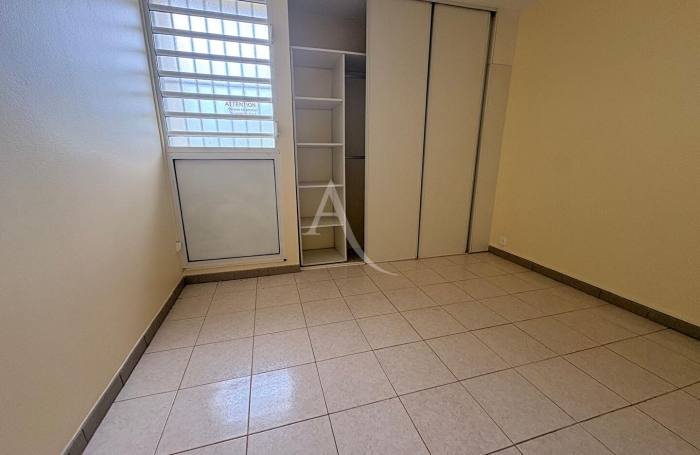 Location Appartement 82.03m&sup2; 4 pi&egrave;ces Ducos