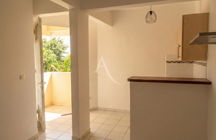 Location Appartement 22.04m&sup2; 1 pi&egrave;ce Fort de france