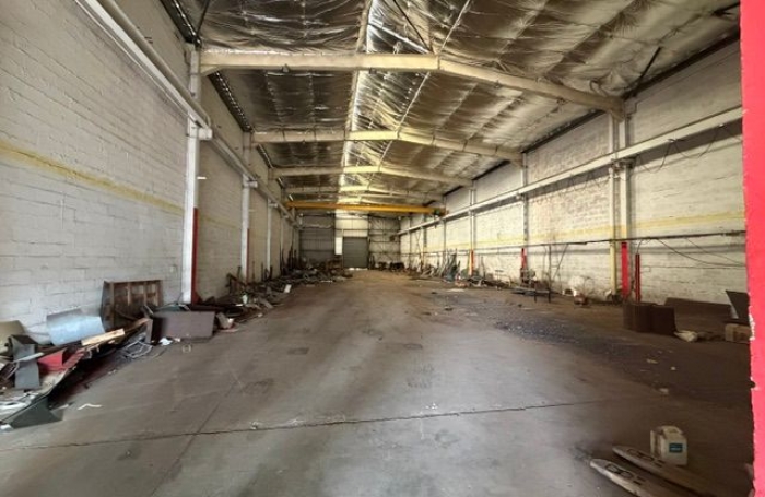 Location Local commercial 958m&sup2; Le Robert