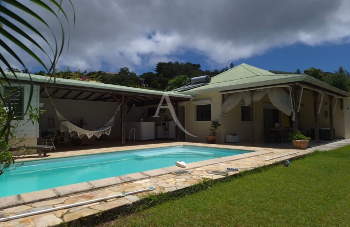 Vente Maison 129.85m&sup2; 6 pi&egrave;ces La Trinit&eacute;