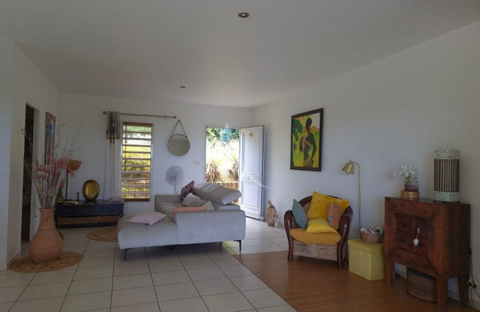 Vente Maison 129.85m&sup2; 6 pi&egrave;ces La Trinit&eacute;