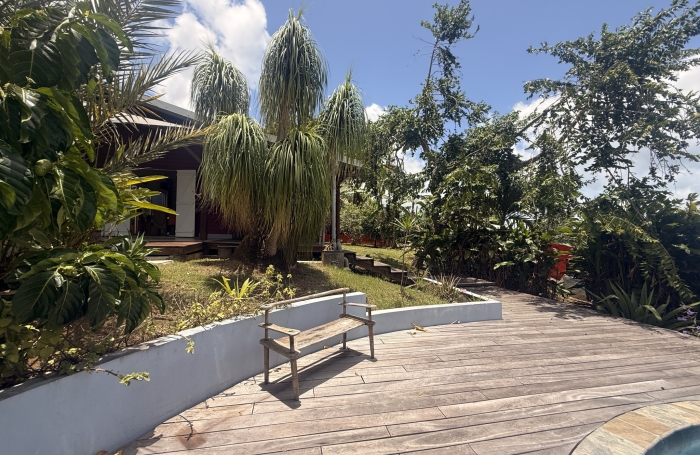 Villa T5 meubl&eacute;e avec piscine vue mer - SCHOELCHER