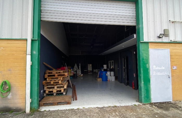 Location Local commercial 170m&sup2; Sainte Luce