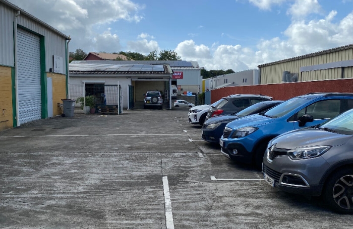 Location Local commercial 170m&sup2; Sainte Luce