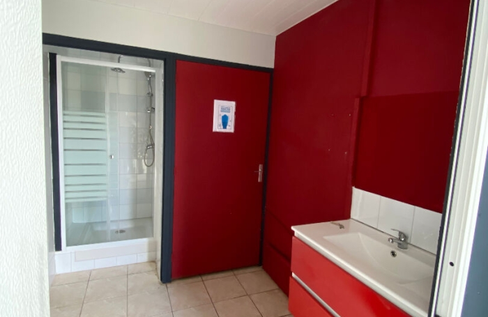 Location Local commercial 170m&sup2; Sainte Luce