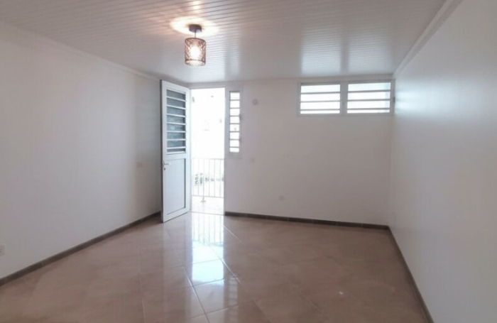 Location Appartement 26.51m&sup2; 1 pi&egrave;ce Saint-Joseph