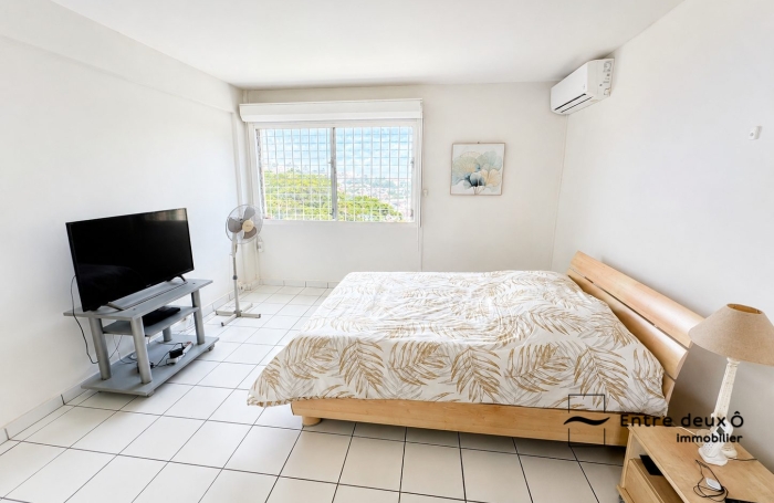 Vente Appartement 119.00m&sup2; 4 pièces Fort de france