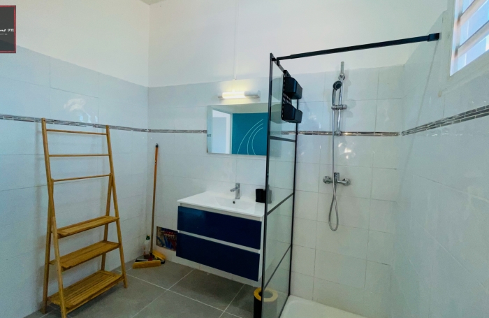 Appartement T3 Moderne et Meubl&eacute; avec Vue Mer au Vauclin