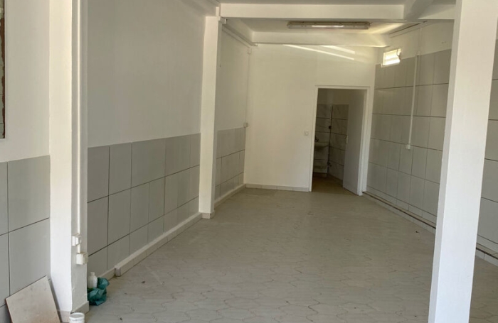 Location Local commercial 57m&sup2; Sainte Marie