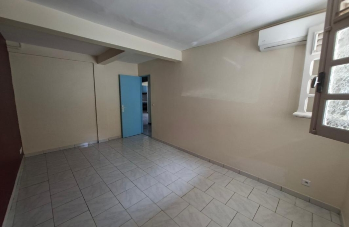 Location Appartement 85.78m&sup2; 3 pièces Le Diamant