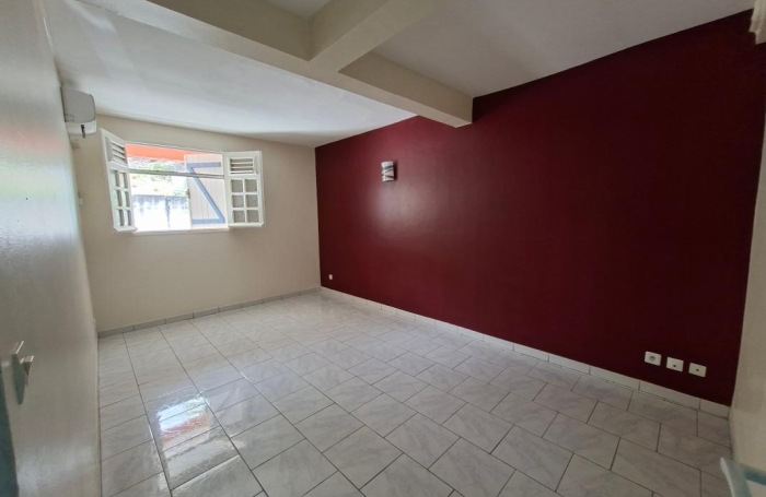 Location Appartement 85.78m&sup2; 3 pièces Le Diamant