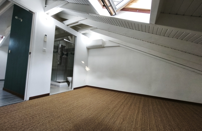 MAISON Jumel&eacute;e T4 avec jardin plat et clotur&eacute;- LA WALLON