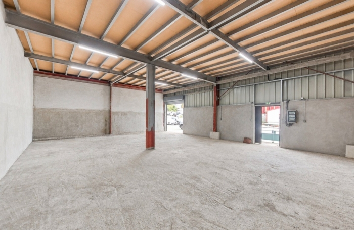 Location Local commercial 110m&sup2; 1 pièce Ducos