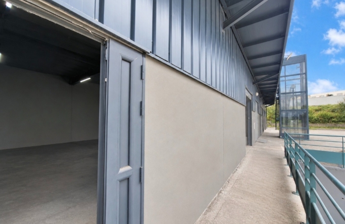 Location Local commercial 110m&sup2; 1 pièce Ducos