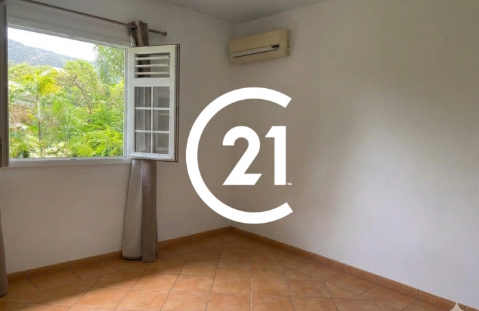 Vente Maison 98.00m&sup2; 4 pièces Les Trois Ilets