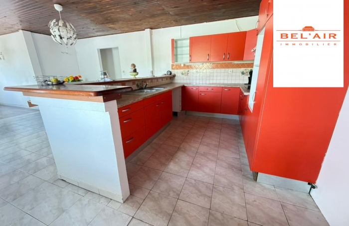 Vente Maison 238.63m&sup2; 6 pièces Sainte Luce