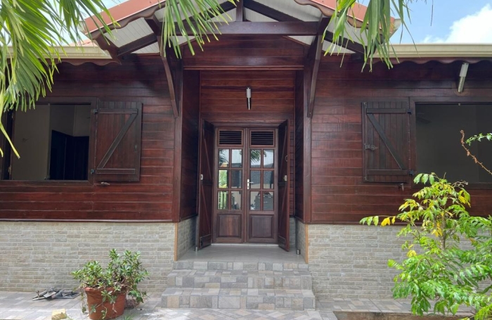 Vente Maison 237.5m&sup2; 5 pièces Le Robert