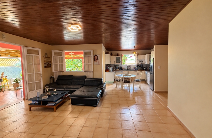 VILLA T4 jardin secteur ACAJOU