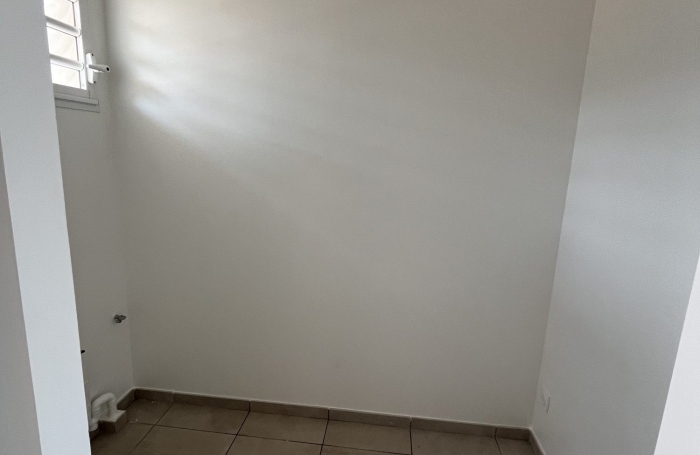Location Maison 102.39m&sup2; 4 pièces Le Lamentin