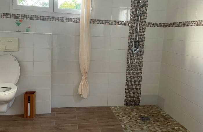 Immense maison &agrave; vendre avec 4 chambres &agrave; Saint-Joseph