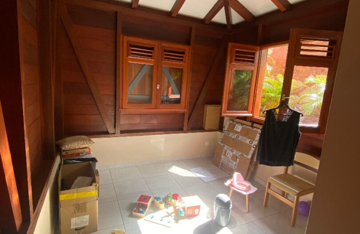 Location Local commercial 80m&sup2; La Trinit&eacute;