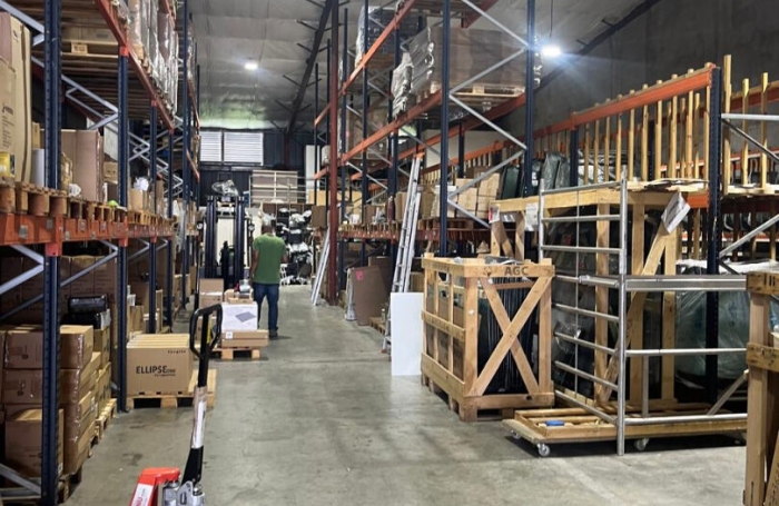 Location Entrepot 960m&sup2; Le Lamentin
