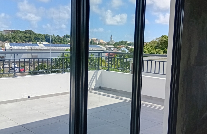 Location Local commercial 119m&sup2; Le Robert