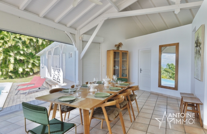 LES ANSES-D&rsquo;ARLET   EXCLUSIVIT&Eacute; - VILLA DE STANDING - VUE MER - PISCINE   LODGE IND&Eacute;PENDANT 990 000 &euro;