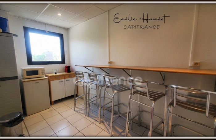 Location Bureaux 11m&sup2; 1 pièce Le Lamentin
