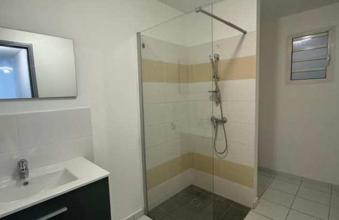 Location Appartement 61.7m&sup2; 3 pièces Le Lamentin