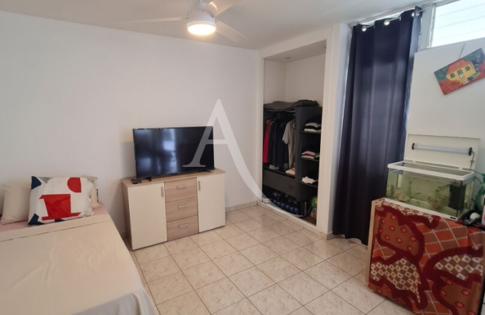Vente Appartement 70.4m&sup2; 4 pi&egrave;ces Fort de france