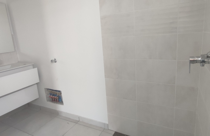 A LOUER MAISON JUMELEE NEUVE T4 - LE DIAMANT - URGENT SEULEMENTS QUELQUES LOTS ENCORE DISPONIBLES!!!