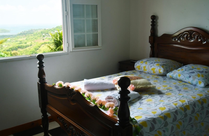 Villa F8 avec jardin et vue mer &agrave; Monnerot Robert