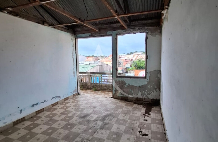 Vente Immeuble 166m&sup2; 7 pi&egrave;ces Saint-Esprit