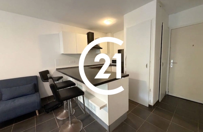Vente Appartement 48.73m&sup2; 2 pièces Sainte Marie