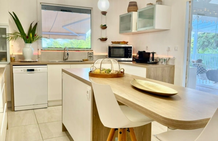 Vente Maison 260m&sup2; 4 pièces Sainte Marie
