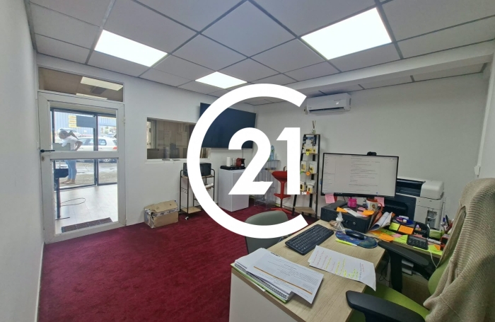 Location Local commercial 34m&sup2; 2 pièces Le Lamentin