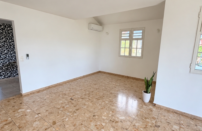 Location Maison 176m&sup2; 6 pièces Le Robert