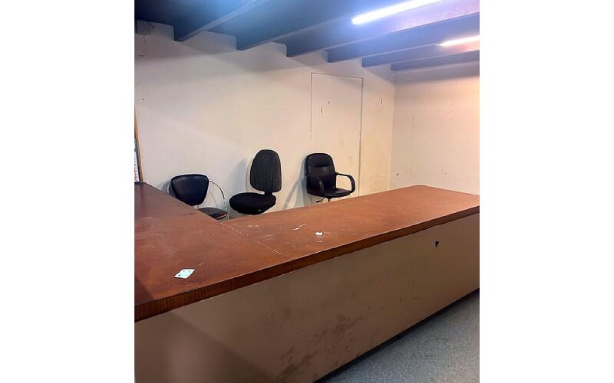 Ducos Champigny &mdash; Local 250 m&sup2; &mdash; 4 250 &euro; HT/mois
