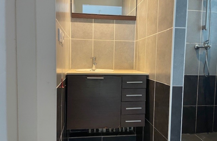 VILLA FAMILIALE ST FRANCOIS LIBRE DE TOUTE OCCUPATION T5/6