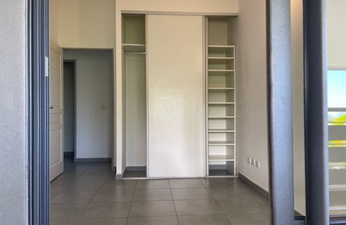 VILLA FAMILIALE ST FRANCOIS LIBRE DE TOUTE OCCUPATION T5/6