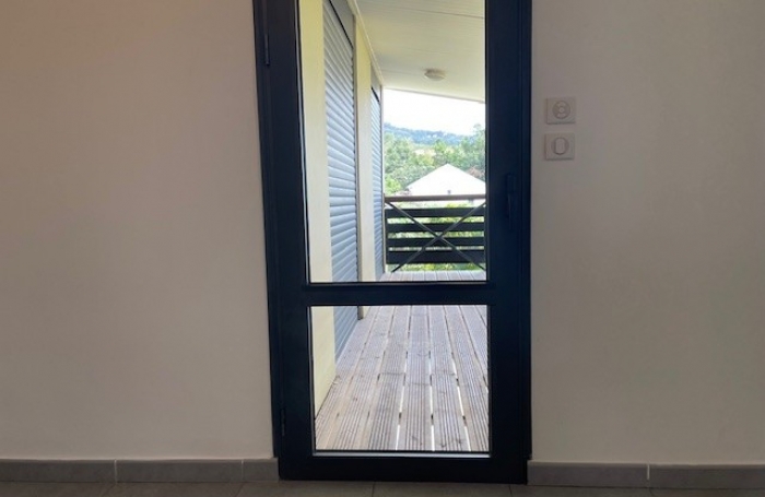 VILLA FAMILIALE ST FRANCOIS LIBRE DE TOUTE OCCUPATION T5/6