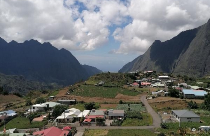 Vente Terrain 800m&sup2; Cilaos